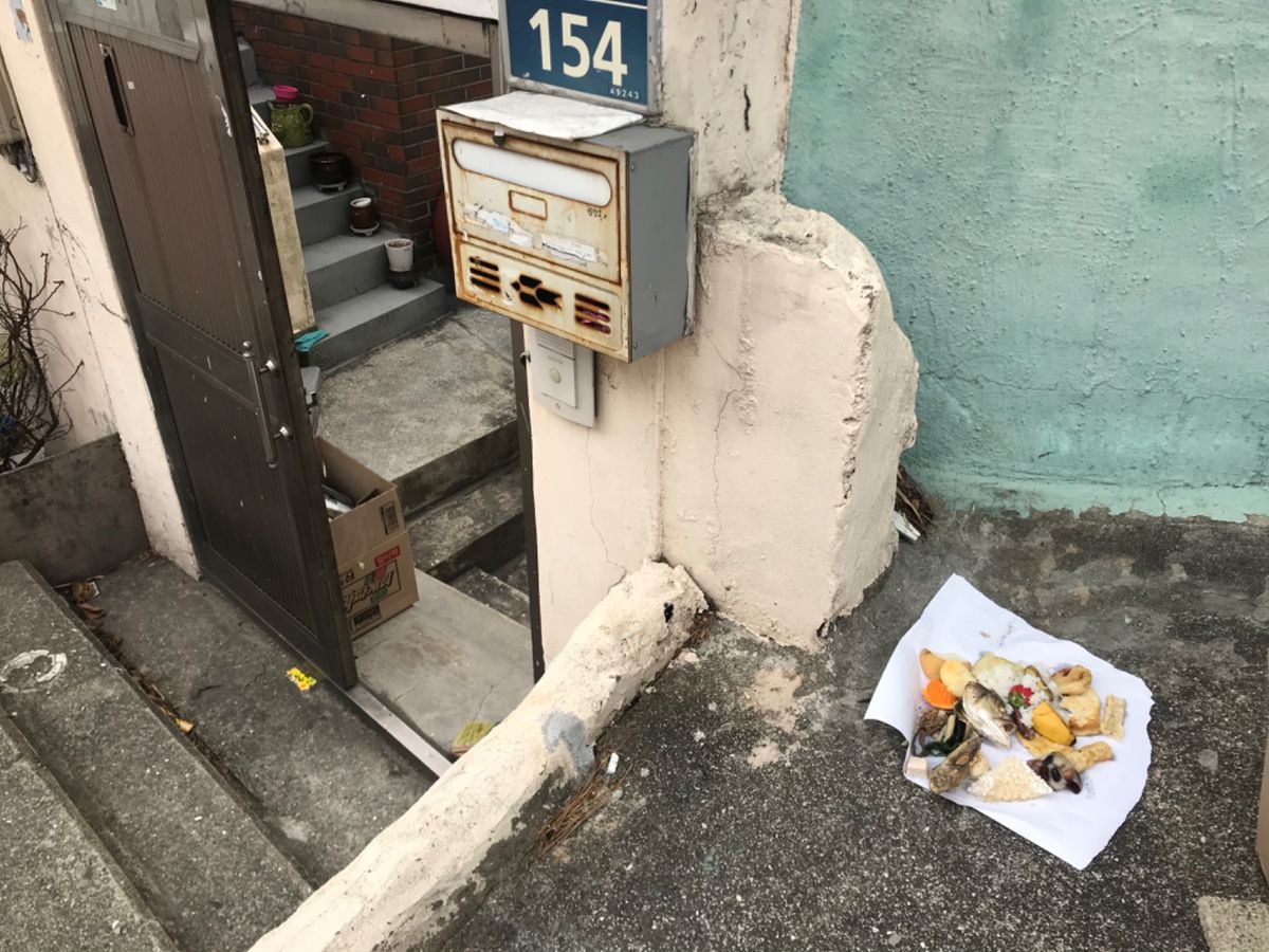 ソルラルのお供え物。家によってお供え物がさまざま。