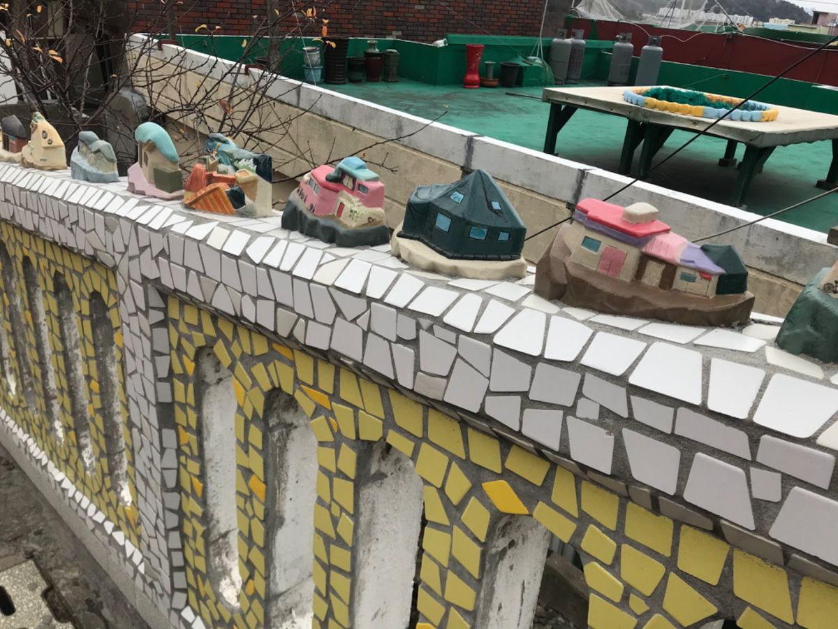 甘川文化村。
モザイクタイル貼り、見ていて楽しい♪