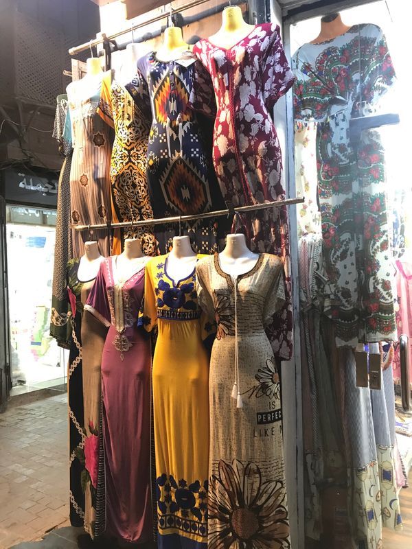 サウジアラビア・ジェッダ「サウジアラビア🇸🇦 ジェッダ→リヤド」の写真：ジェッダの旧市街でアバヤを購入。
アバヤ...