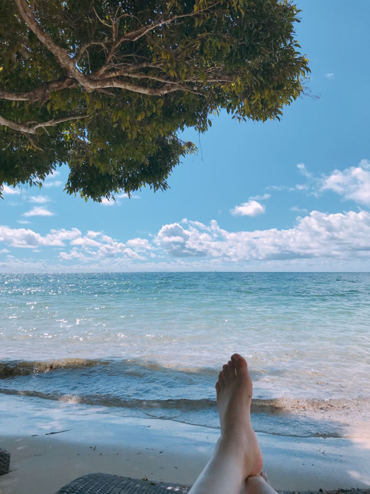 フィジーについたらFijiビール🍺💕
ボートに乗ってロマニアイランド🌴

...