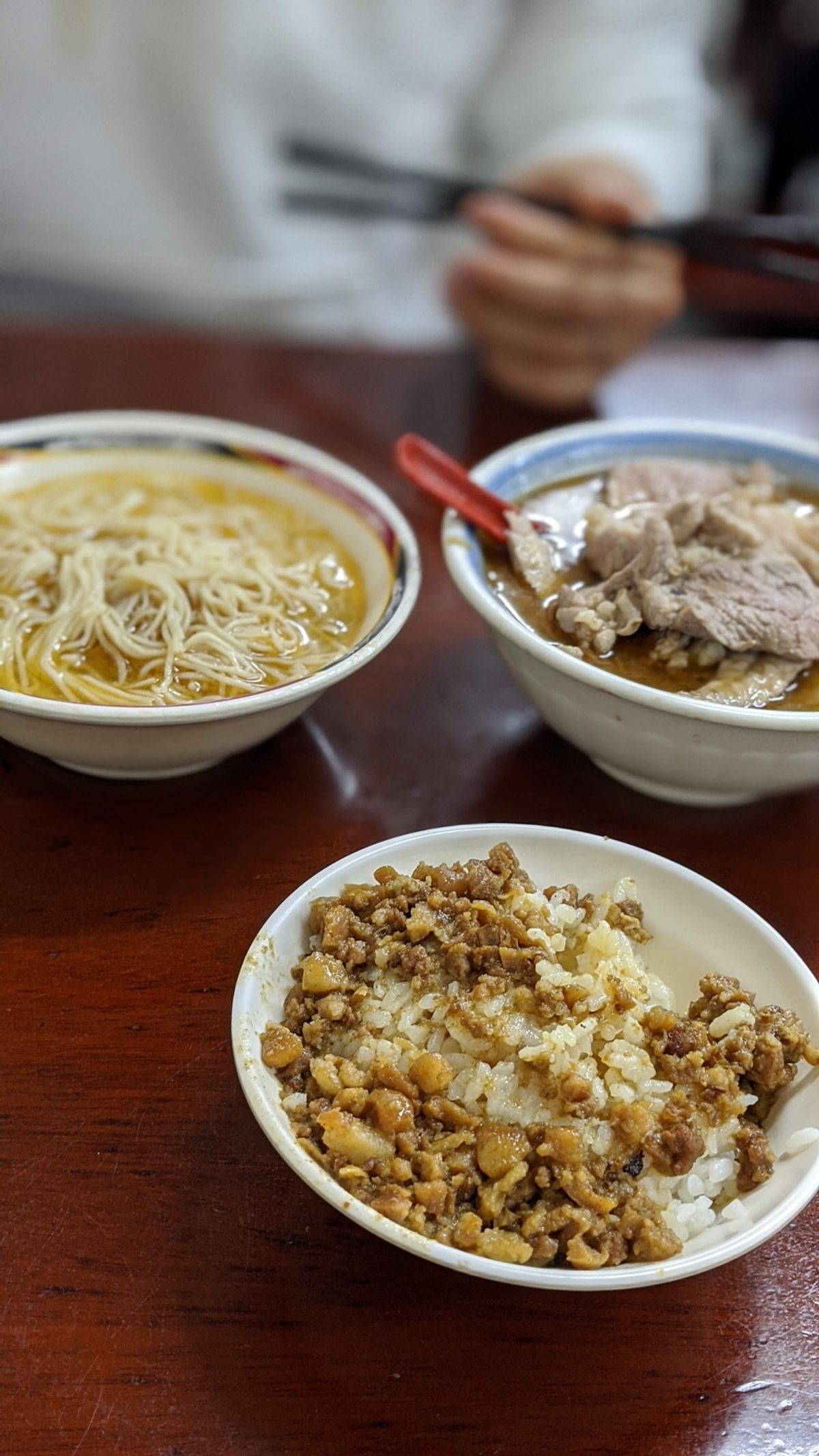 大橋頭の油飯と龍山寺のワンタンスープはマスト！
タイガーで帰るとき時間あれ...