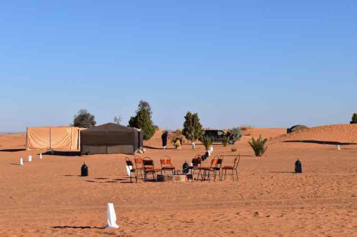 砂漠で初日の出🌅と私が乗ったかわい子ちゃん🐪🧡