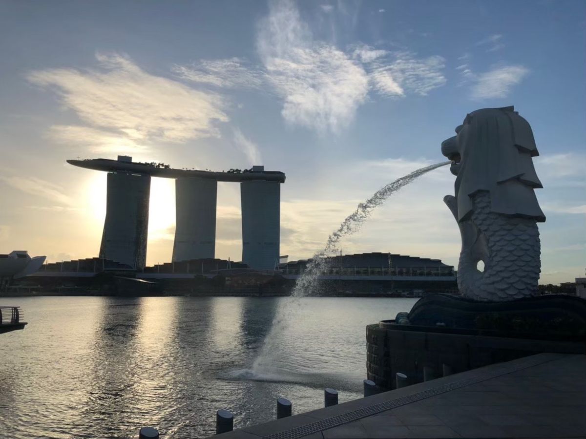 マリーナベイサンズ最上階CELAVIから眺めるショー