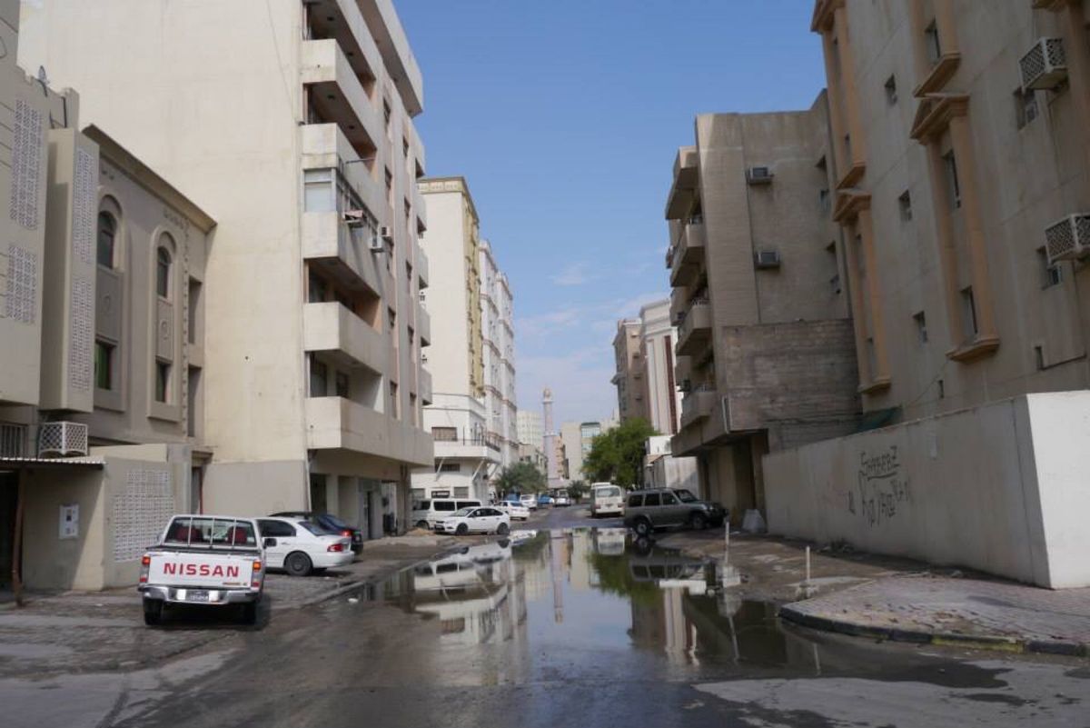 ハマド国際空港から空港職員用バスで無料で市内とを往復できました。裏技です。...