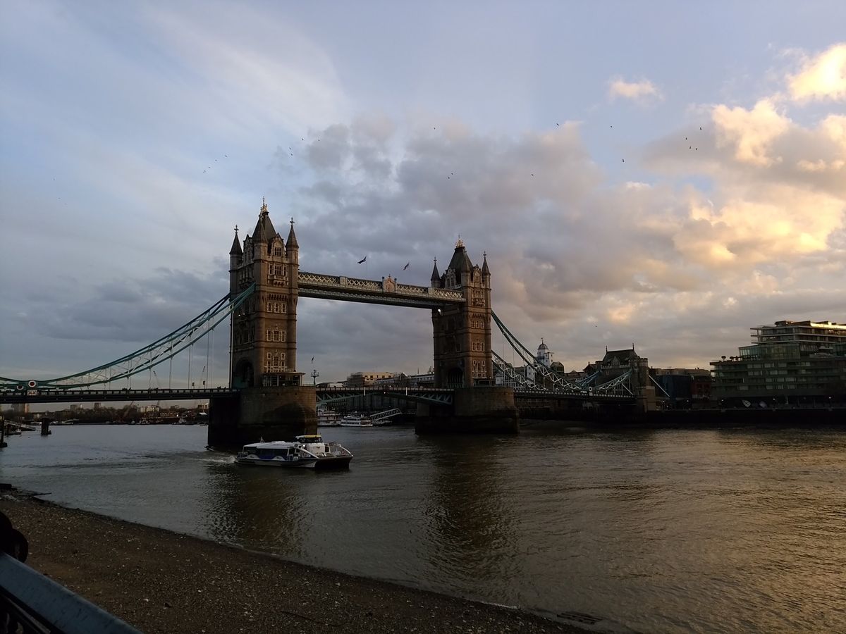 2/7
Tower of London→Tower Bridge→Lond...