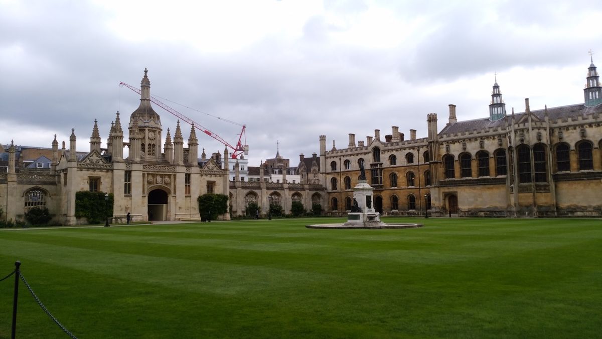 ケンブリッジ大学の中で最も有名と言っても過言ではないキングスカレッジ。造り...