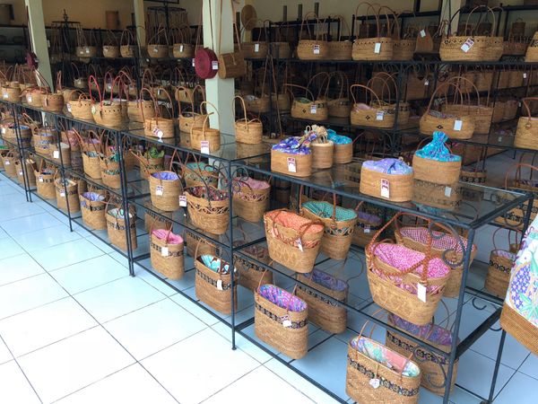 インドネシア「Bali」の写真：2/22
この日はウブドへ。
籠バックを...