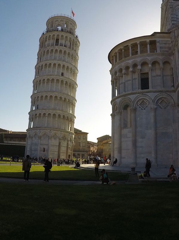 ミラノ、ヴェネチア、フィレンツェ 、ピサ、ローマ「イタリア縦断ツアー」の写真：とりあえずフィレンツェ観光する前にここ寄...