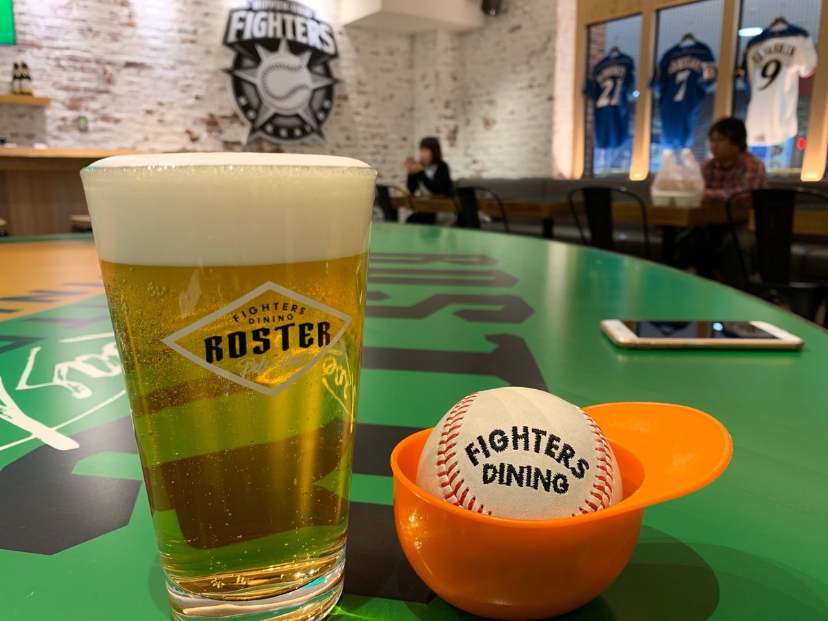 日ハムファン必見👀✨
新千歳空港内にあります！