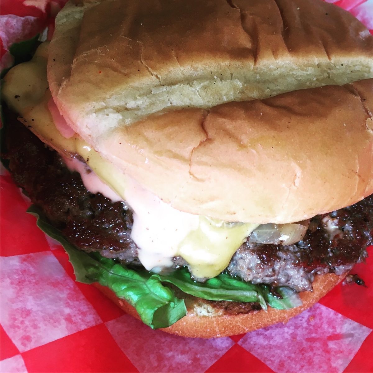 ノースショア方面ドライブ🚗💨💨
ジューシーなハンバーガー美味しすぎる🍔
に...