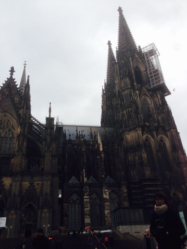 ドイツ・ケルン「ボン、ケルン」の写真：ケルン大聖堂
Köln dom
大きすぎ...