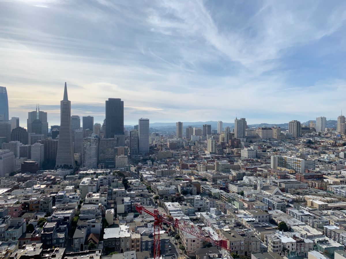 目指したのは、Coit Tower！360度見渡せて、坂道はきつかったけど...