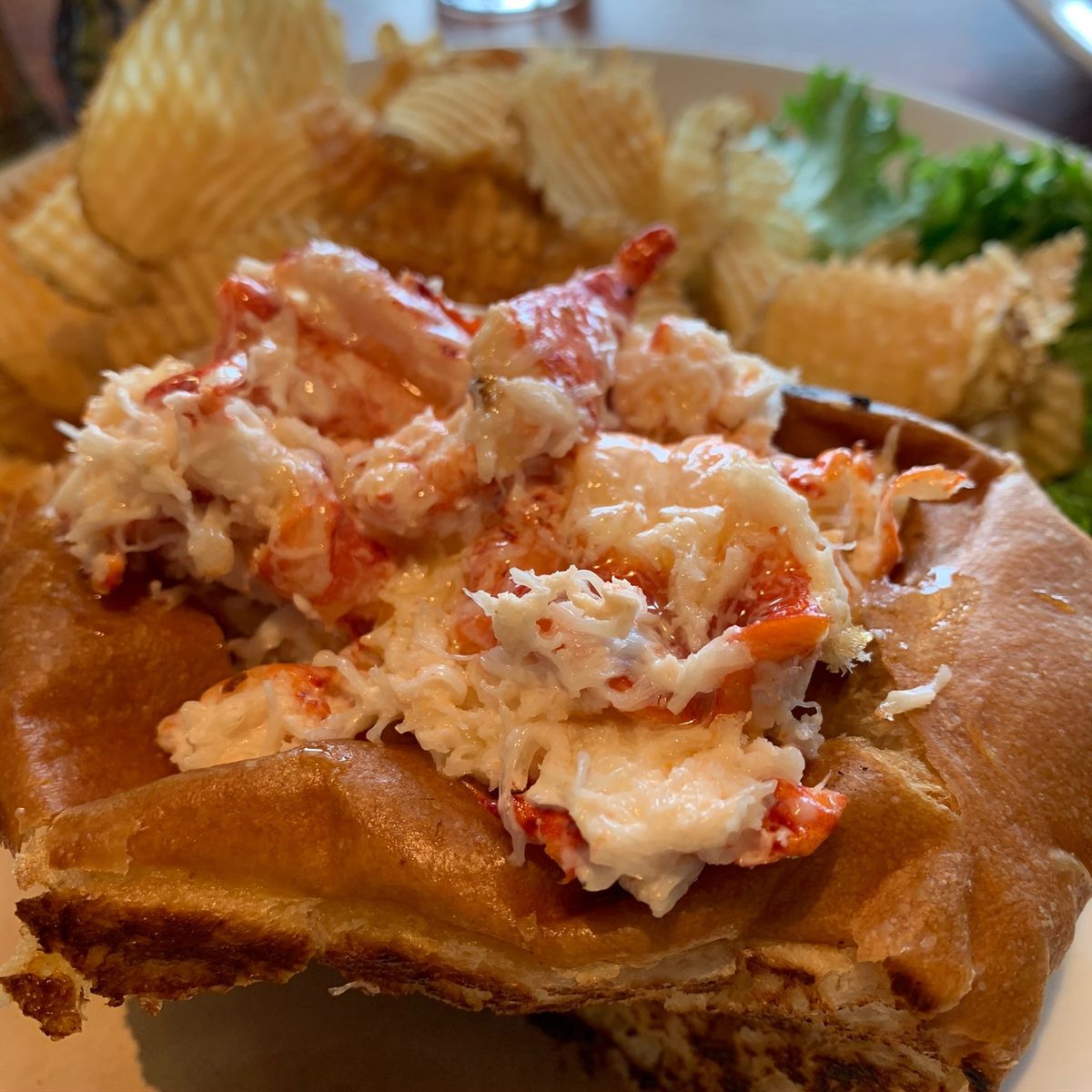 ピア39で腹ごしらえ。食べたかったロブスターロール。