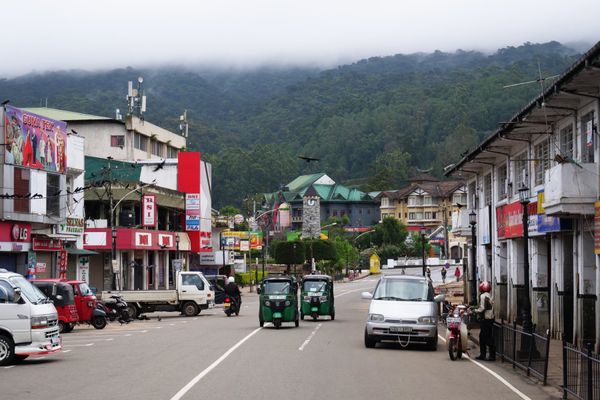 スリランカ・Colombo「スリランカ10日間」の写真：ヌワラエリヤの町は標高2000m近くて、...