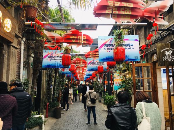 中国「to 上海」の写真：2019年11月末上海へ。
親友と2人で...