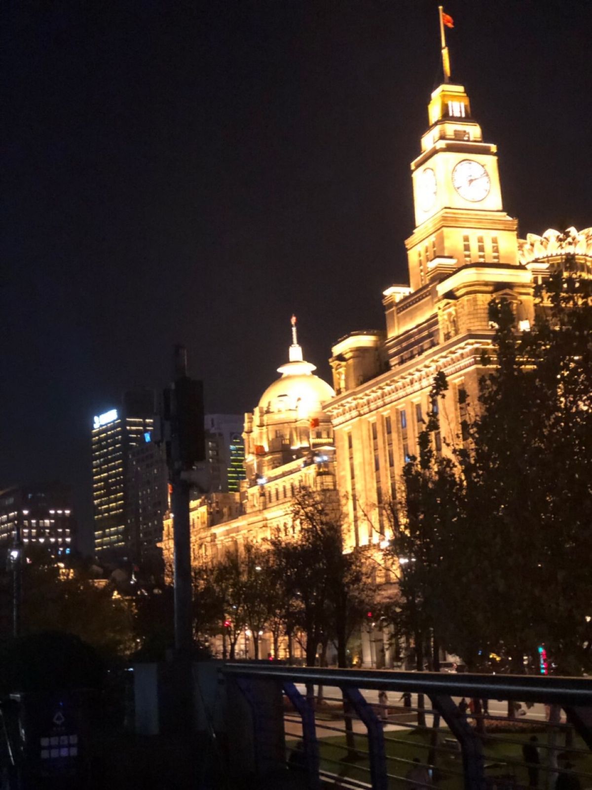 2019年11月末上海へ。
親友と2人で行く上海は格別の思い出になりました🥰