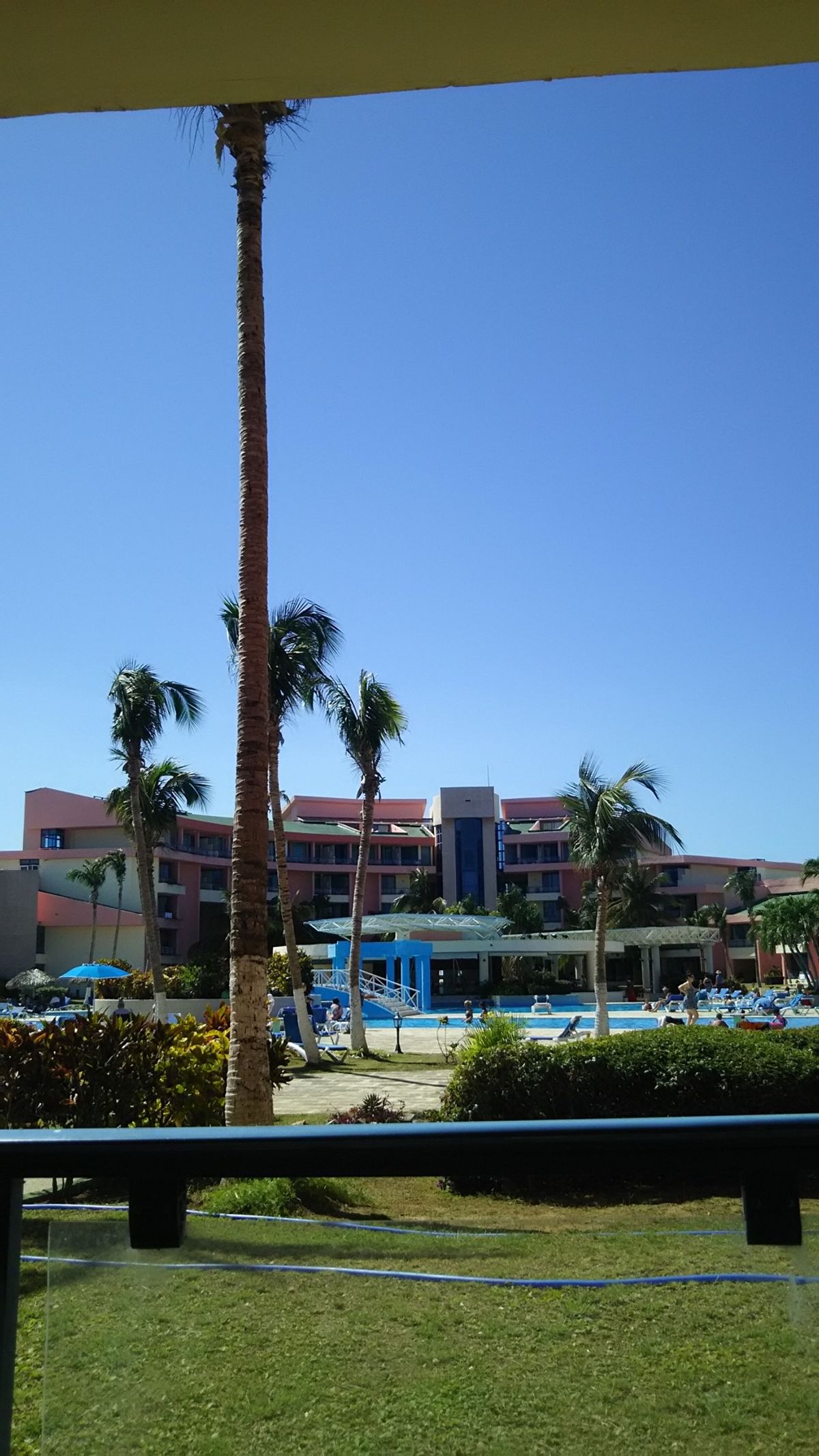 クラシックカーのタクシー🚕カバーニャ要塞🏰バラデロのビーチ⛱