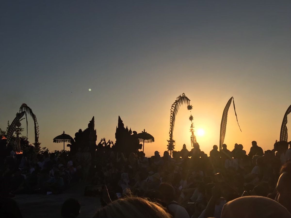 プール、マリンスポーツ、ケチャ。ケチャは絶対見るべき👀