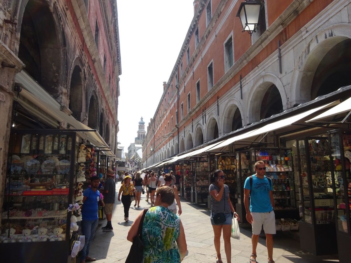 夏ということもあって大盛況でした。