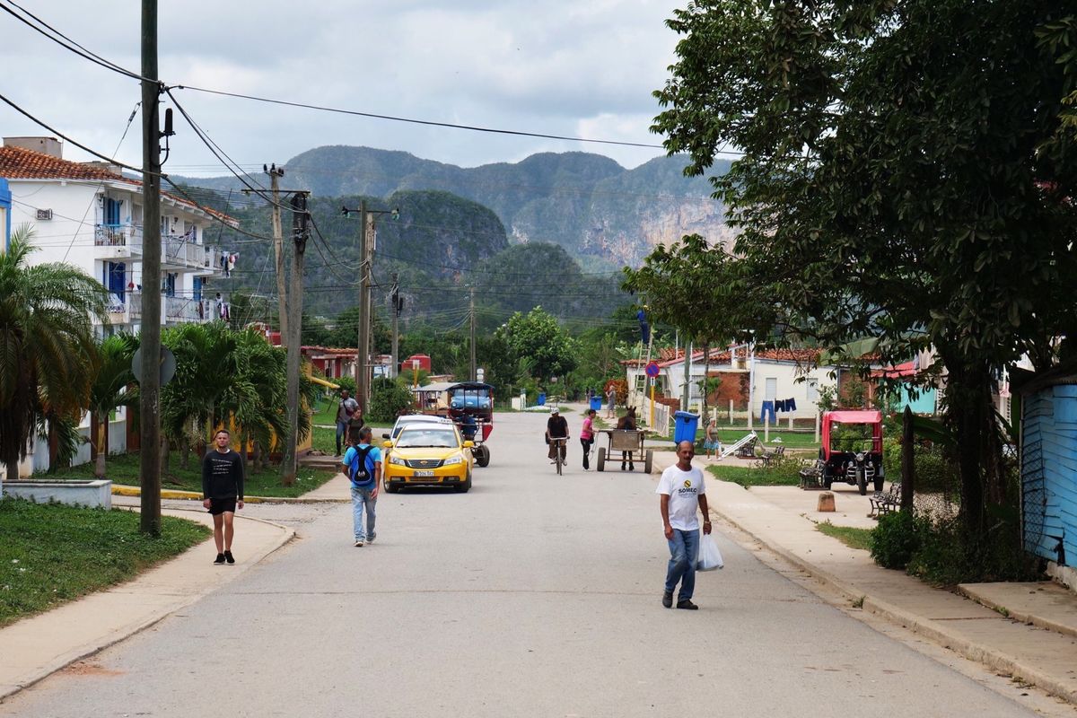 ビニャーレスの町は小さくて徒歩で歩いてまわれます。
こんな場所なら住んでも...