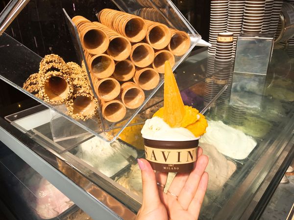 イタリア・ミラノ「ミラノ」の写真：色んなところにアイスクリーム🍨