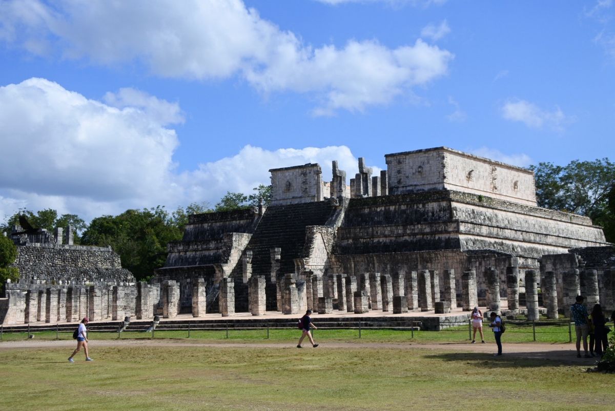チチェン•イッツァとイキル•セノーテ