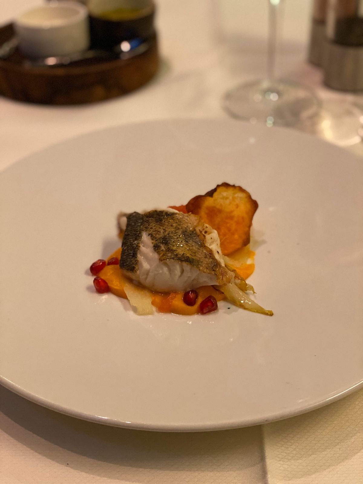 素晴らしい料理

飲みすぎたかも笑

Honeggのレストラン。

