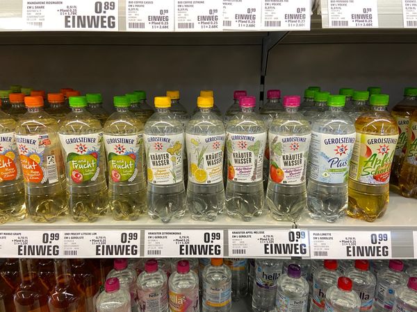 ドイツ・フランクフルト「ドイツ」の写真：個人的にはGerolsteinerが好み...