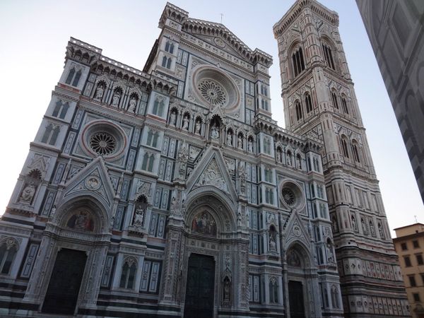 イタリア・フィレンツェ「フィレンツェ」の写真：朝着だったから、のんびりまだ静かな街を歩...