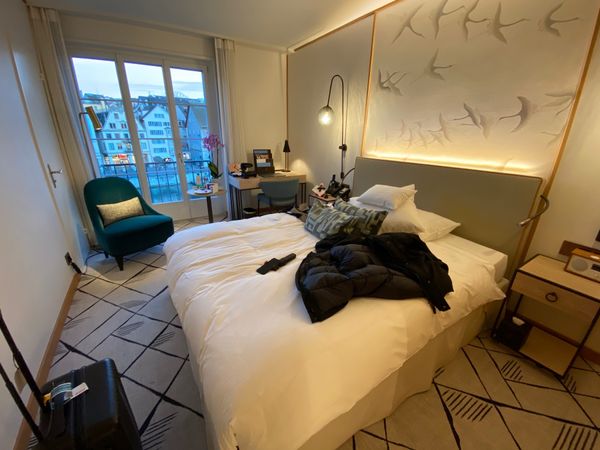 スイス・エネットビュルゲン「スイス エネットビュルゲン」の写真：部屋の電気がつかなくて、部屋を変更。

...