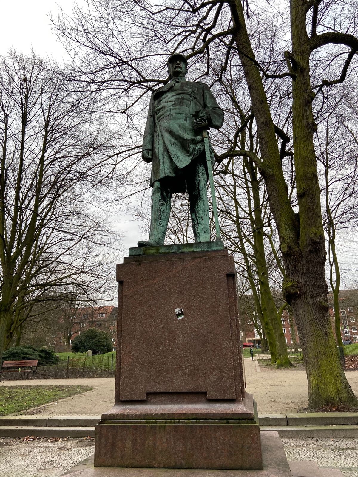 今日はハンブルグにやって来ました。
静かな街です。