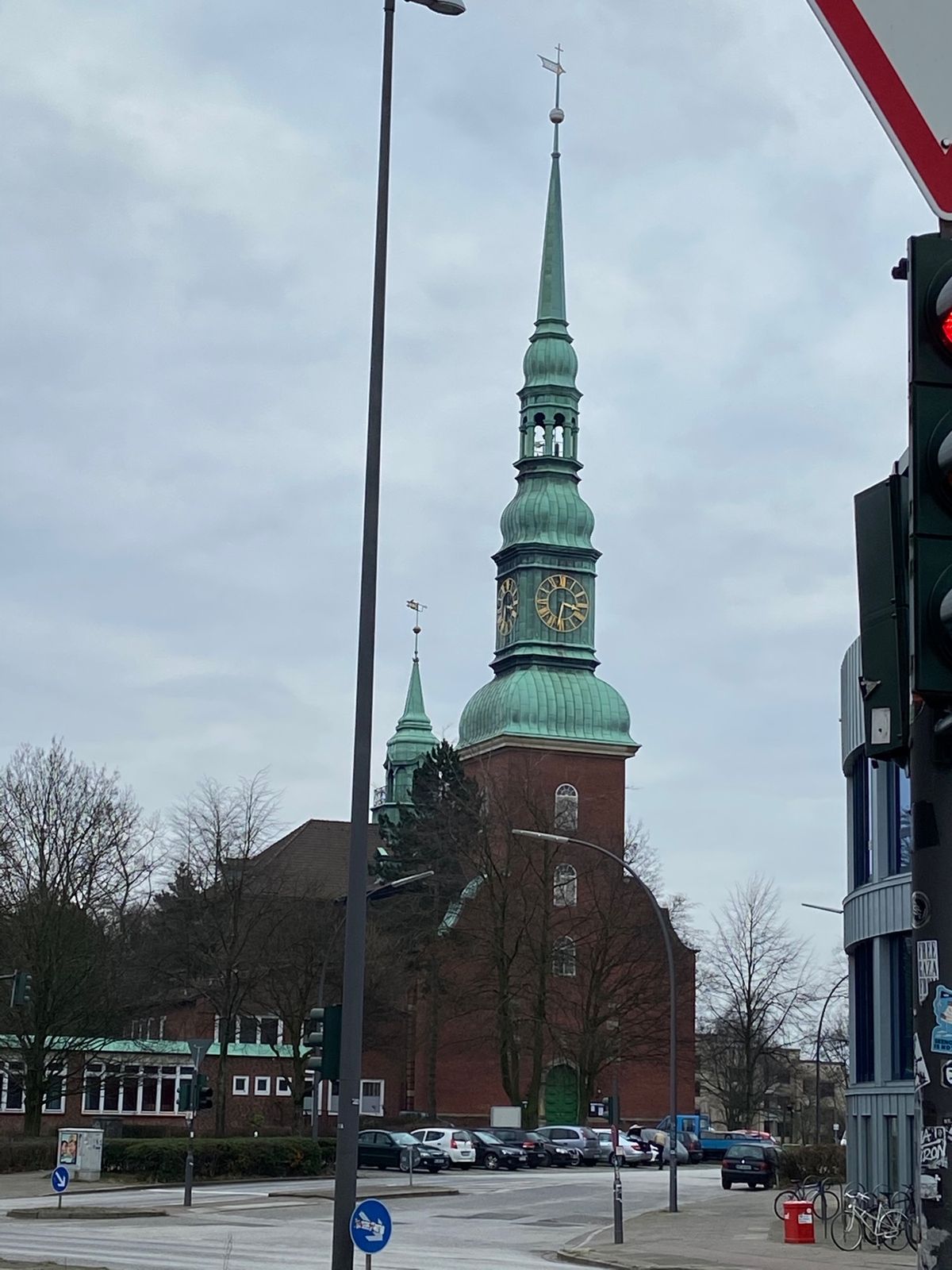 今日はハンブルグにやって来ました。
静かな街です。