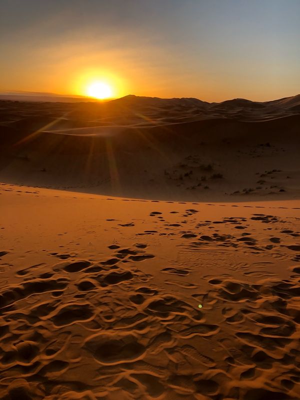 モロッコ・カサブランカ「モロッコ 周遊♡」の写真：サハラ砂漠のサンライズ♡