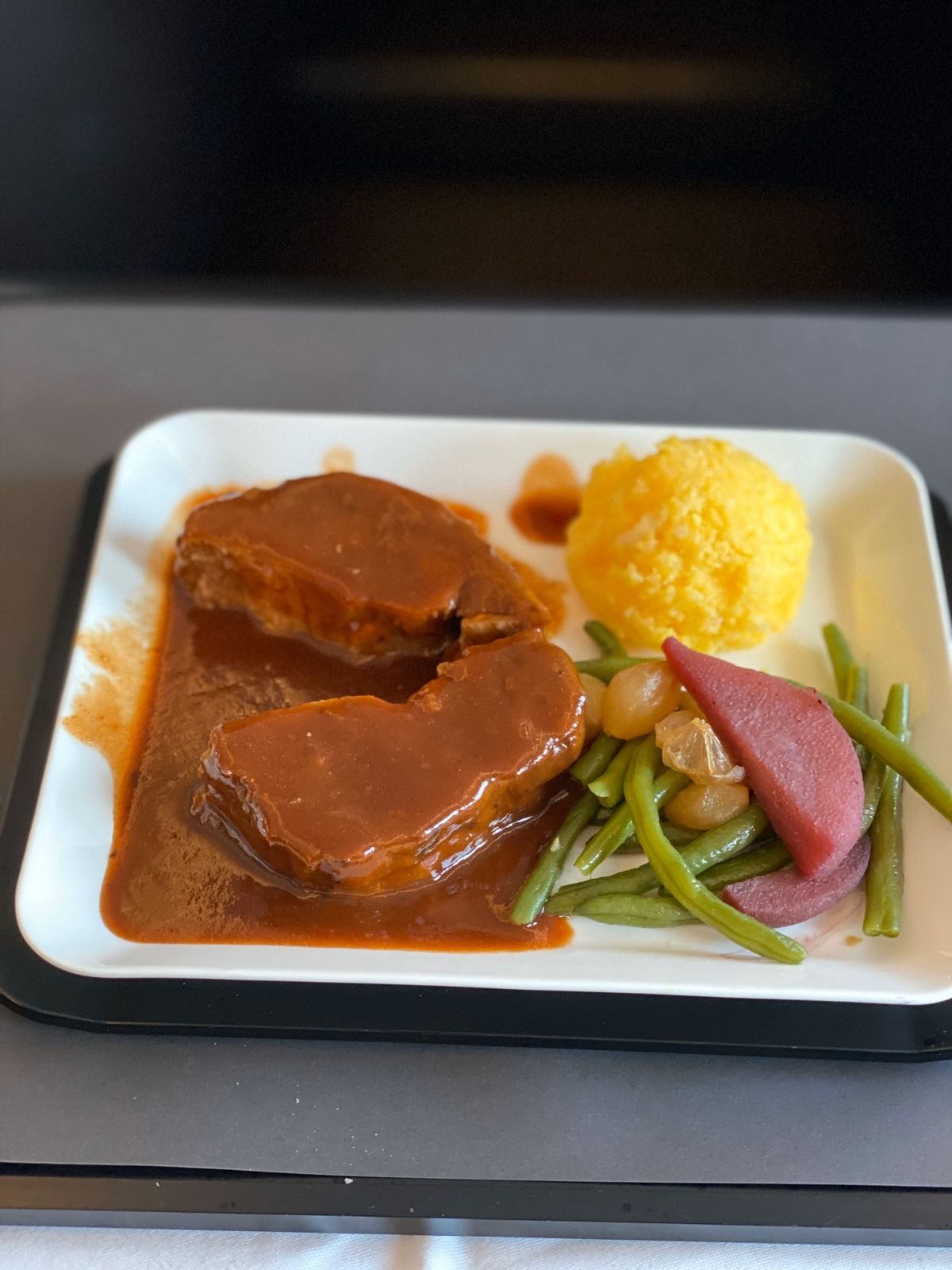 機内食。スイス旅行終了です！