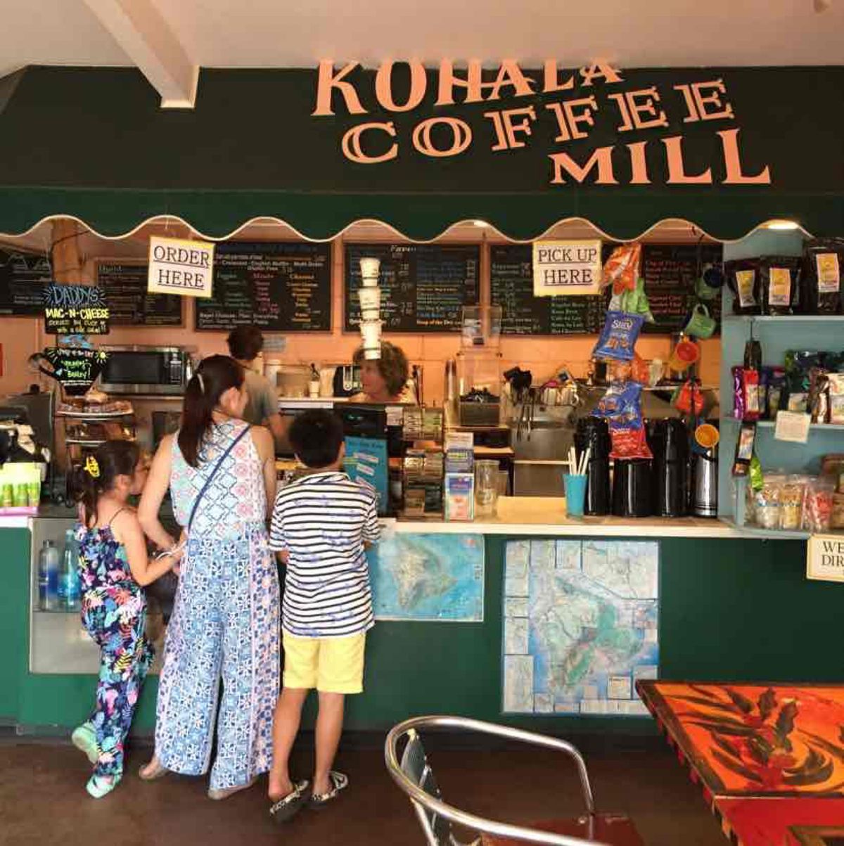 オールドタウンコハラにはまた寄りたくなるお店が幾つか有るんです✨  その一...