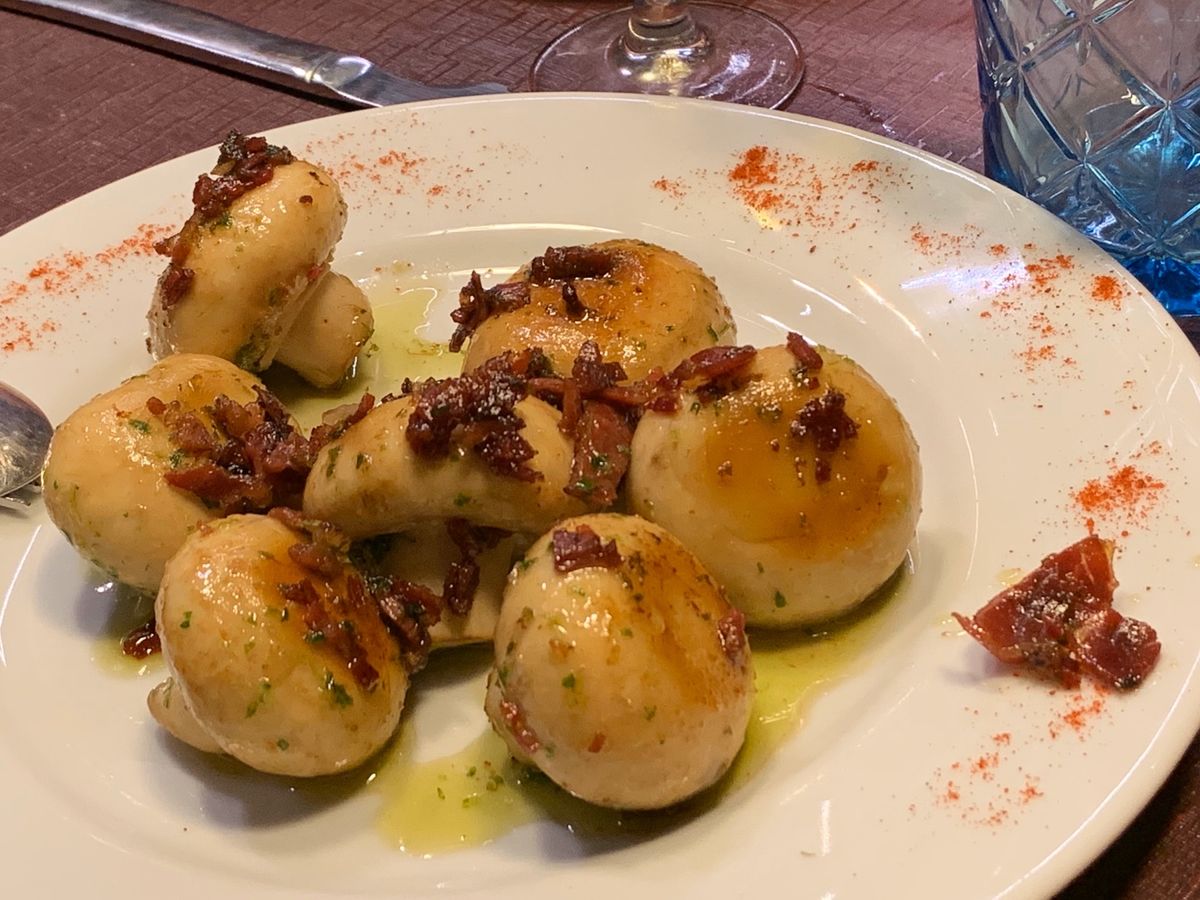 バル巡り👏
本場の生ハムの美味しさに感動🥺