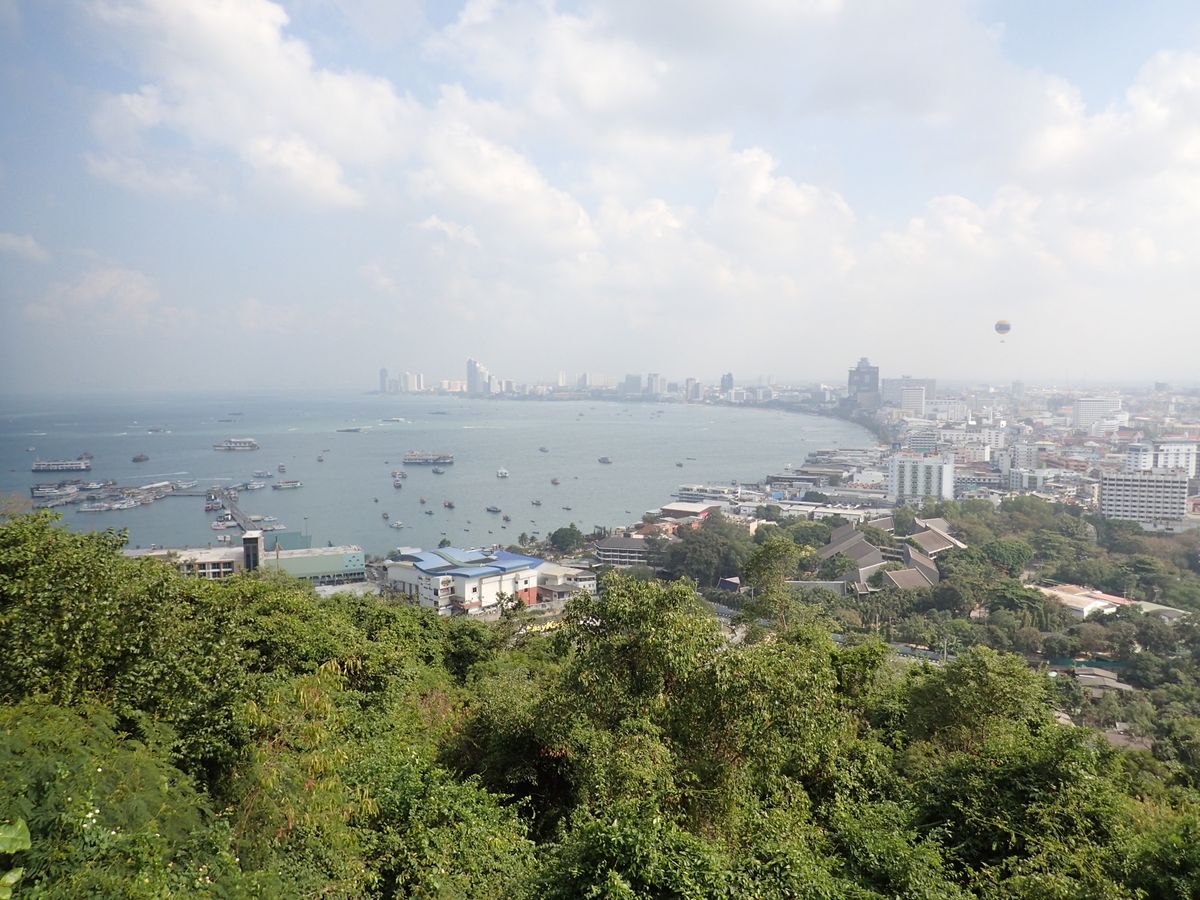 二日目もバイクでお出かけ
ビュースポット