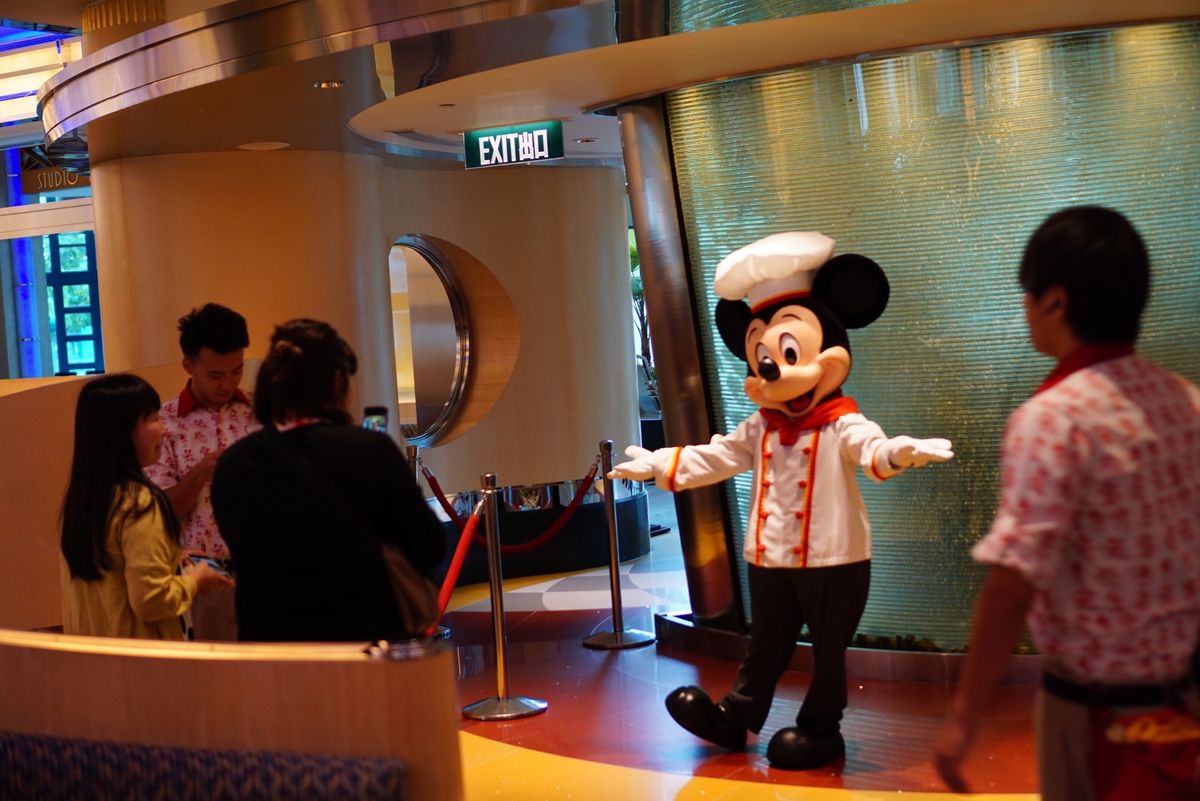 ディズニーハリウッドホテル
香港ディズニーランド公式ホテルの中では一番安い...