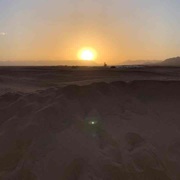 モロッコ・ザゴラ「モロッコ🇲🇦旅 サハラ砂漠🐪キャンプ⛺️」の写真：
　首都ラバトから移動し、マラケシュを経...