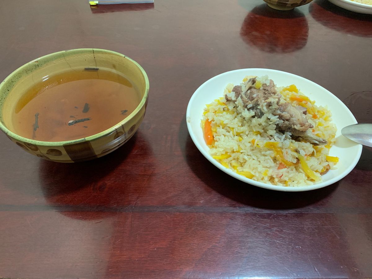 ご飯はどれも美味しかった😋
どんぶり鉢いっぱいのお茶が美味しくて、ホッとした🍵