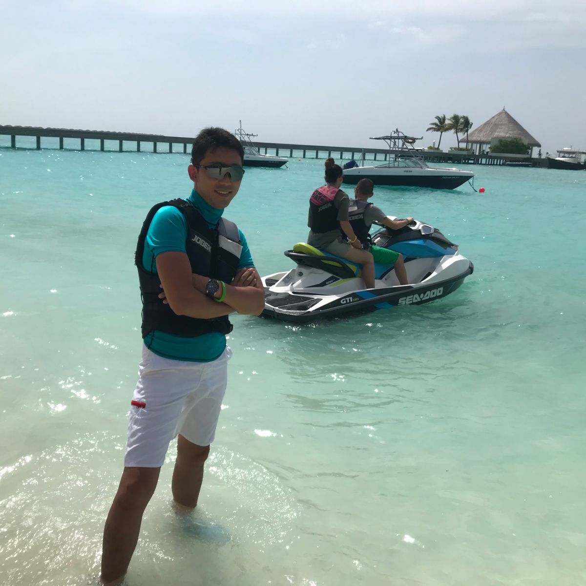 1週間前香港キャンセルなって急遽友人家族とモルディブ現地集合👍素晴らしいリ...