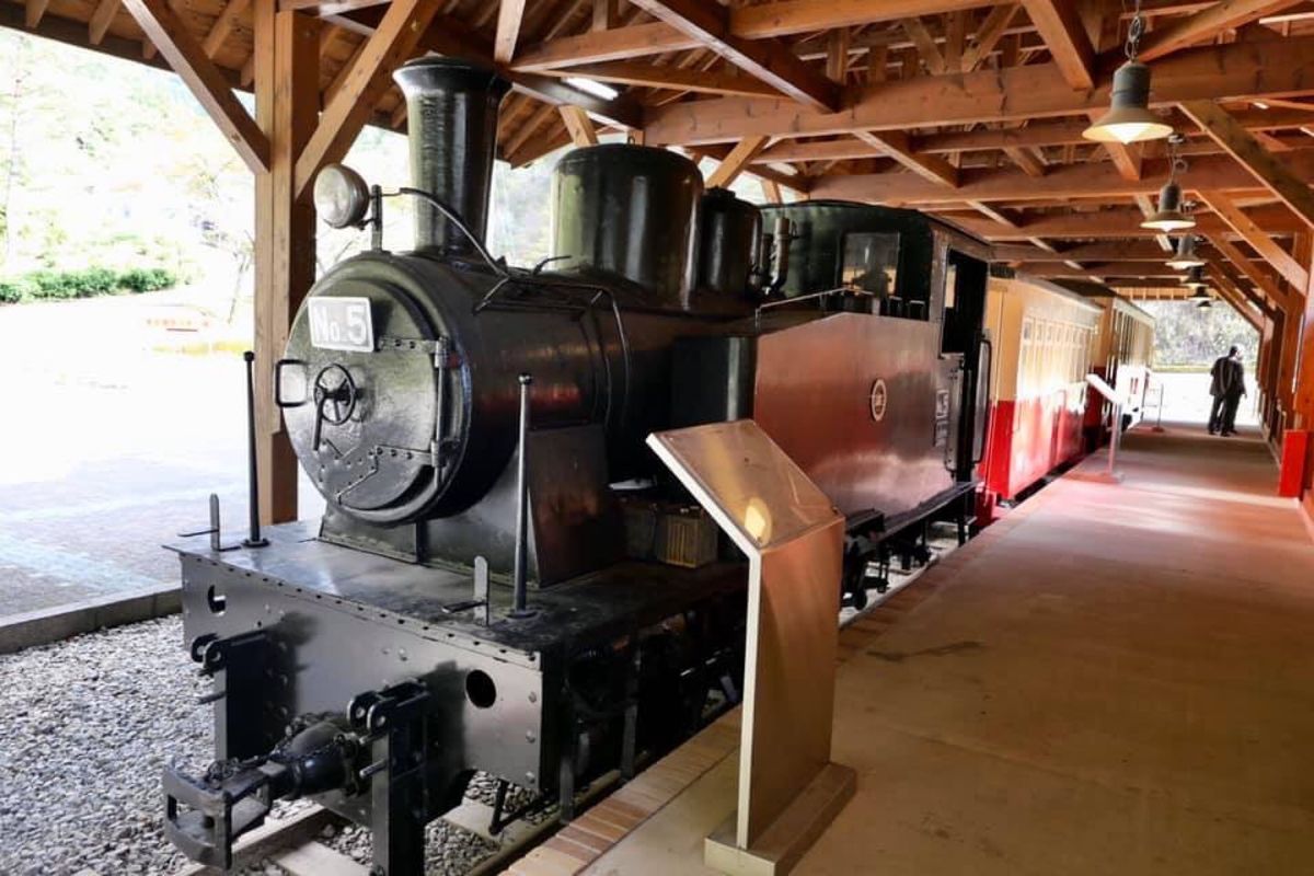 ４日目。
仲間達と小松市内観光。