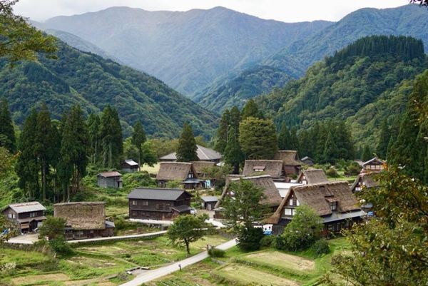 日本・富山「2018/10 Toyama」の写真：富山１日目。
五箇山〜雨晴海岸。