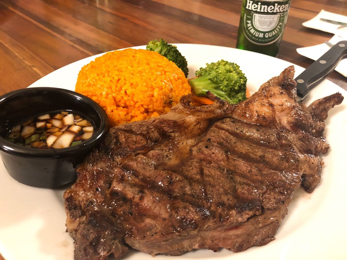 チャモロ料理と屋台飯