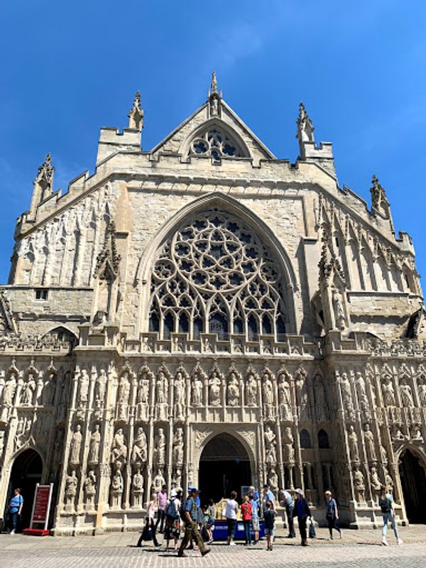 イギリス(英国)・London「イギリス旅行」の写真:エクセター大聖堂
中には入りませんでし...