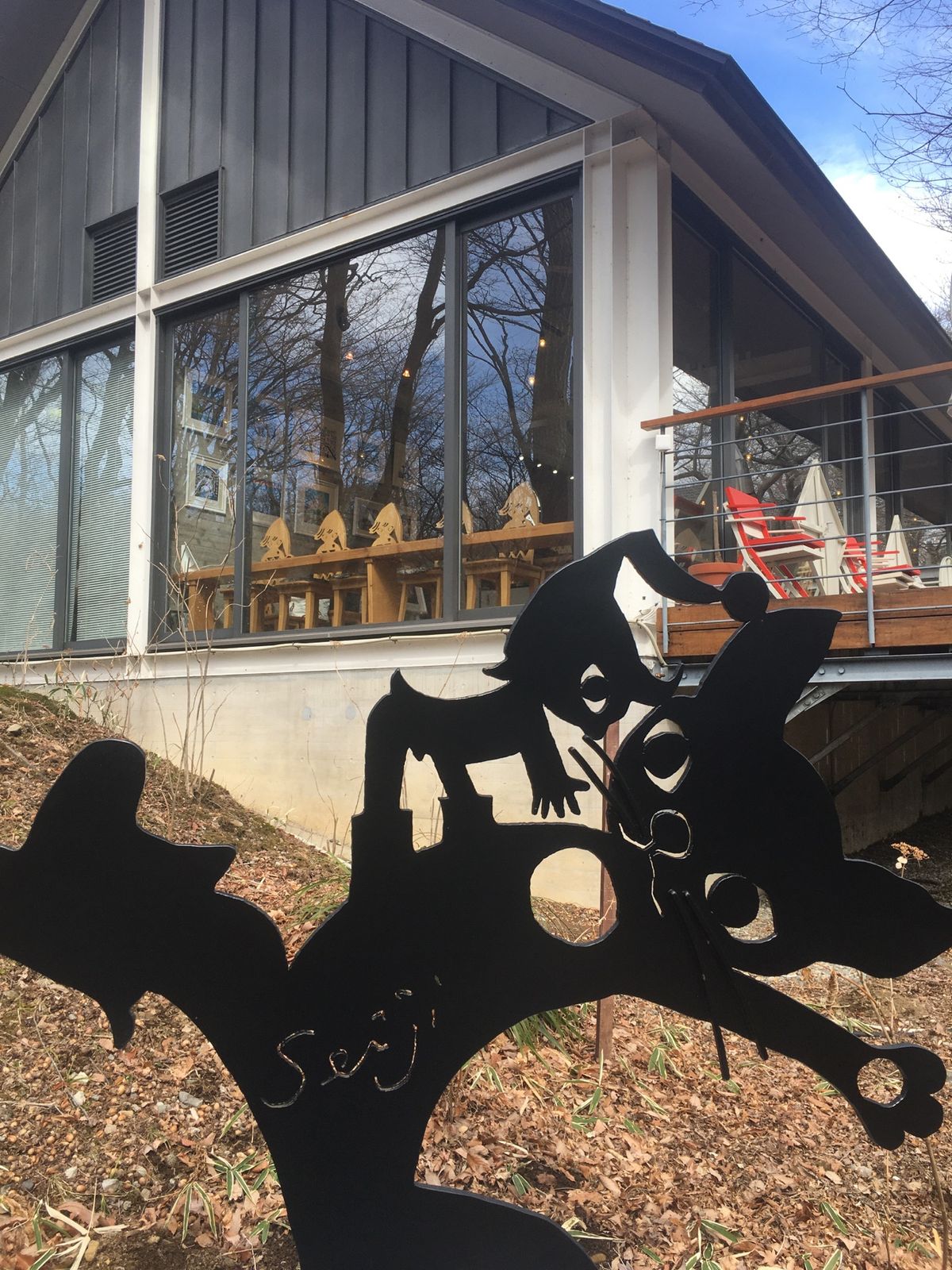 藤城清治美術館。ものすごく素敵な作品に出会えます。
最終展示室の、水と合...