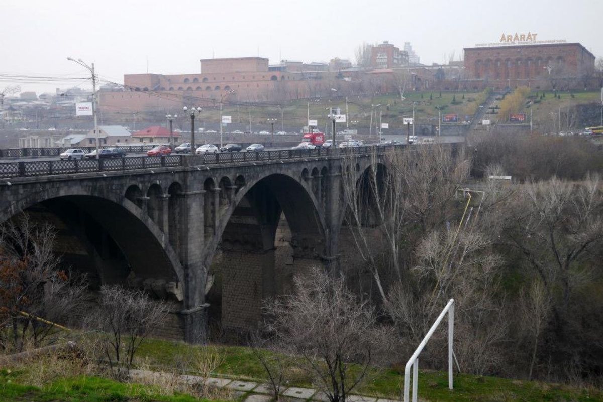アルメニアの首都、エレバンの街並み。
良いところでした。
櫻田さんのうどん...