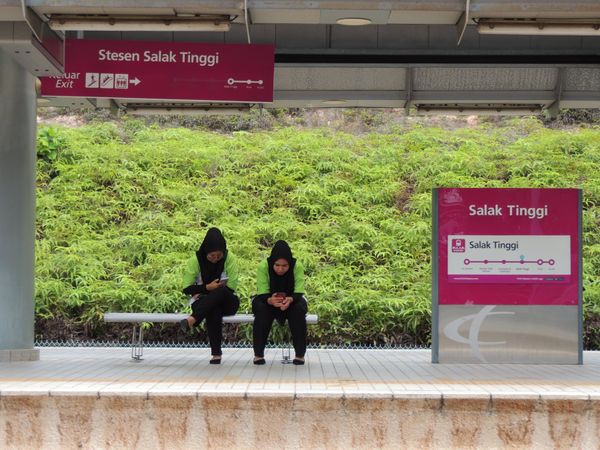 マレーシア・マラッカ「2020年 首都クアラルンプール　古都マラッカ」の写真：クアラルンプールから空港までの鉄道駅。