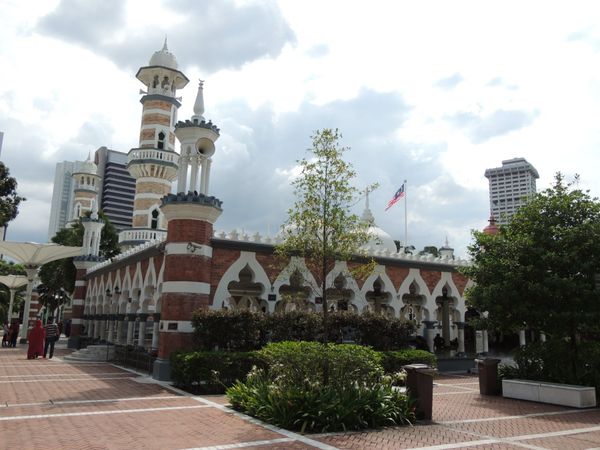 マレーシア・マラッカ「2020年 首都クアラルンプール　古都マラッカ」の写真：クアラルンプール市内最古のモスク。無料。...