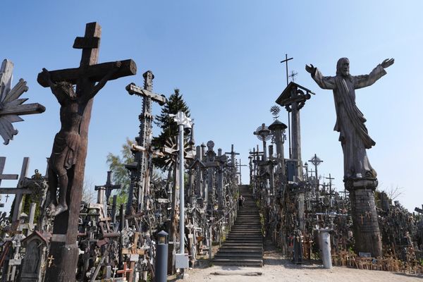 リトアニア・Vilinus「バルト三国と北極圏(リトアニア)」の写真：リトアニアのシャウレイという町から乗合い...